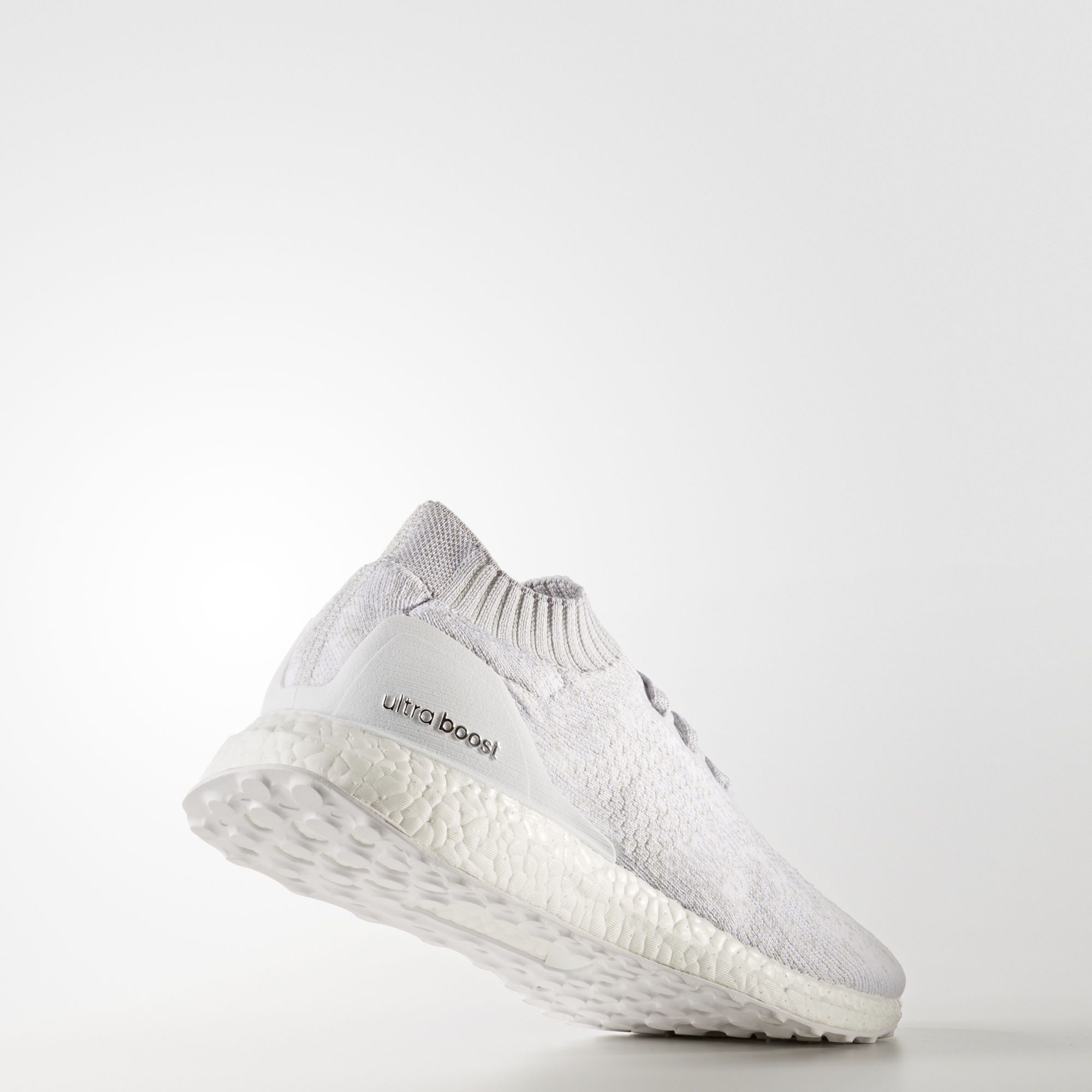 Adidas Ultra BOOST Uncaged
« Triple White »