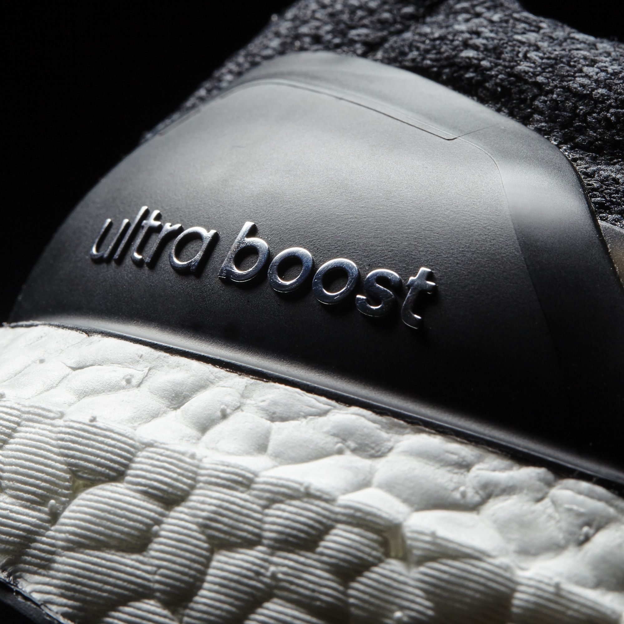 Adidas Ultra Boost 3.0
Core Black / Dark Grey