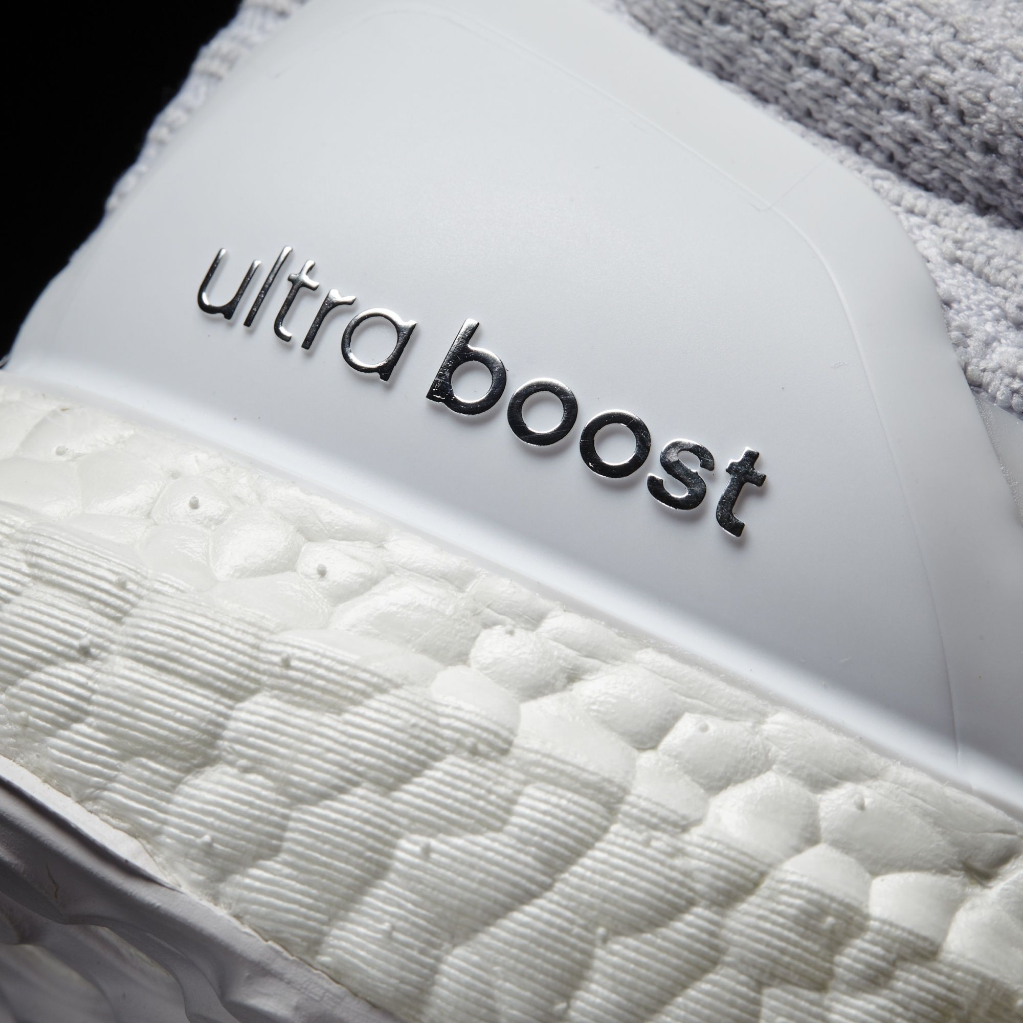 Adidas Ultra Boost 3.0
Footwear White / Crystal White