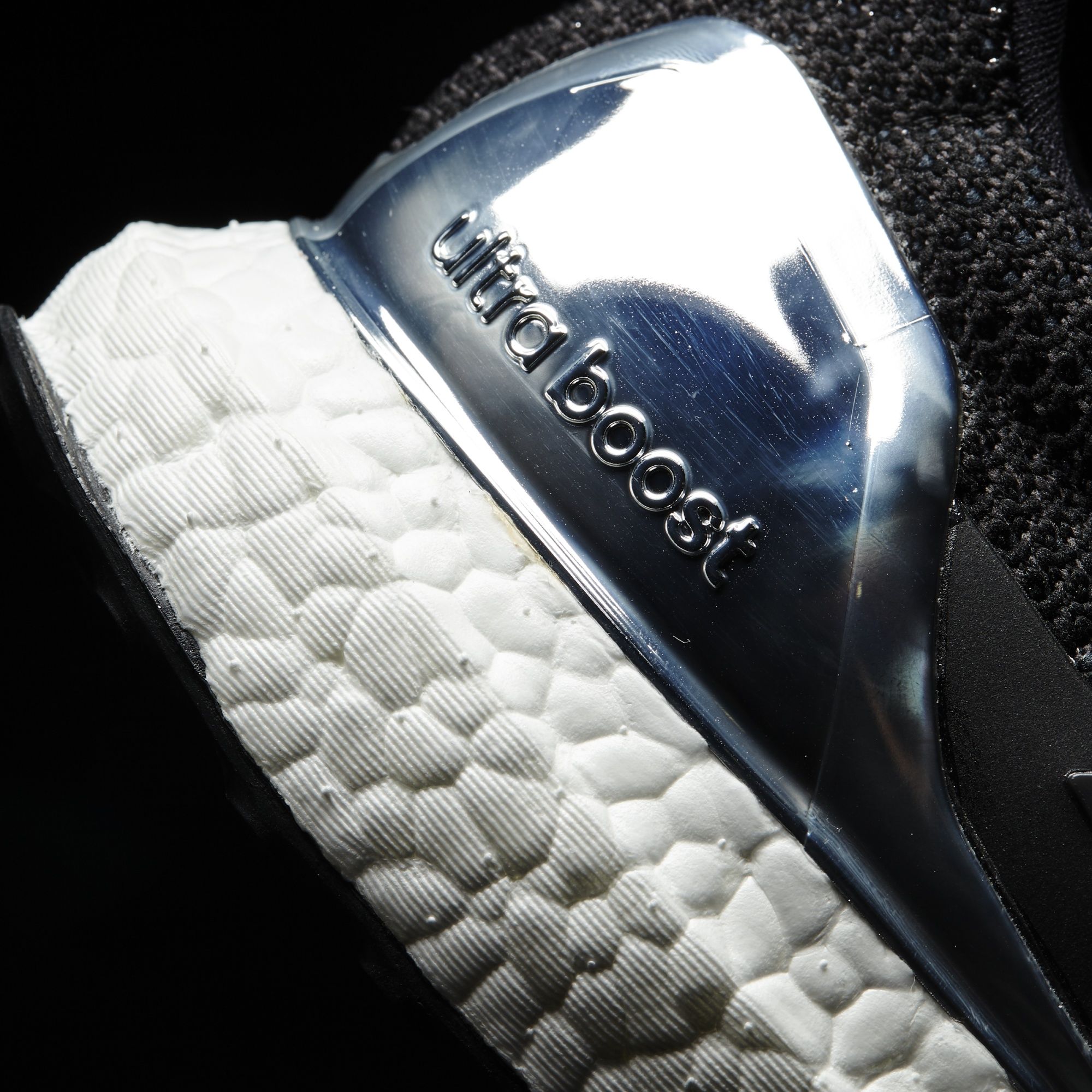 Adidas Ultra Boost LTD
Core Black / Silver Metallic