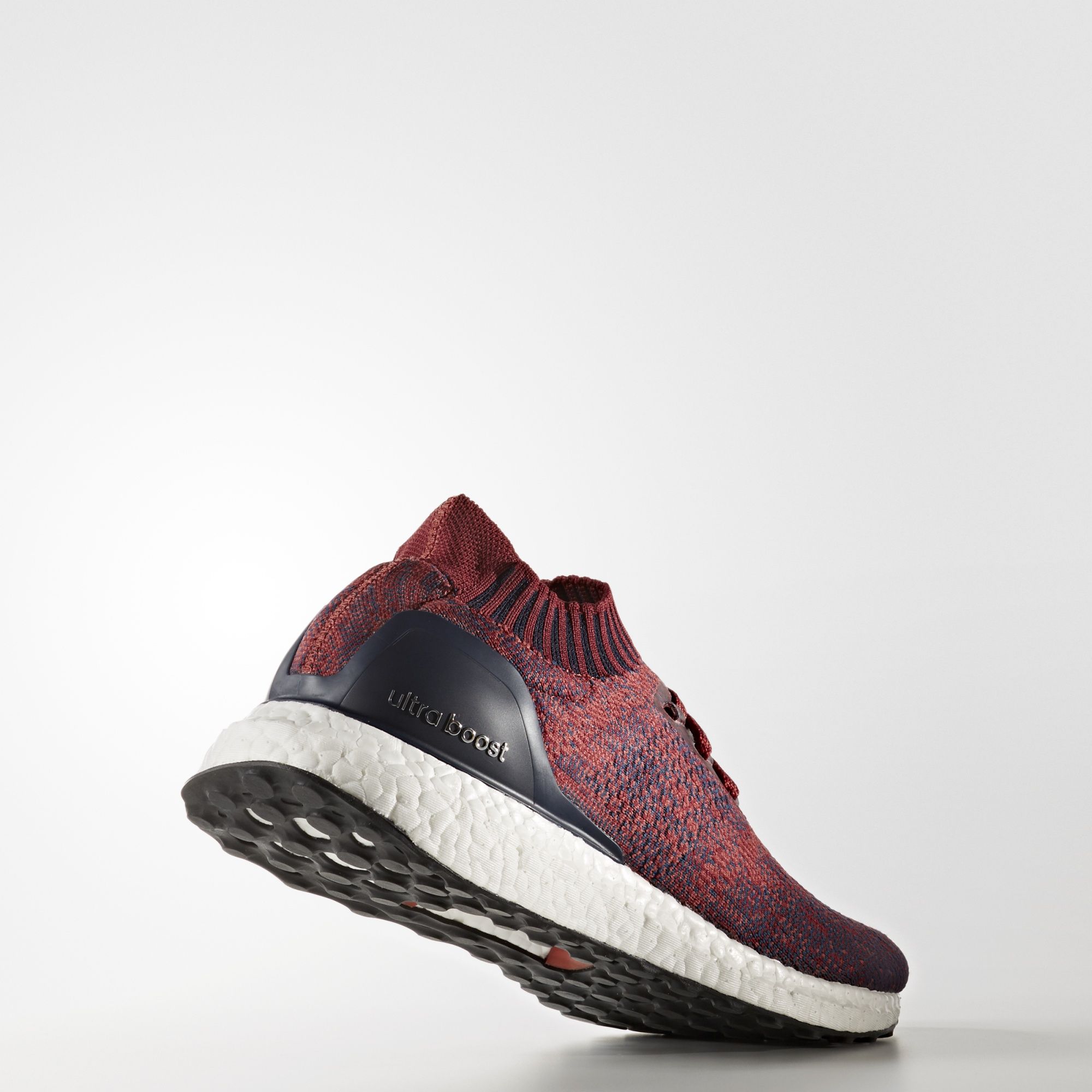 Adidas Ultra Boost Uncaged
Mystery Red / Burgundy