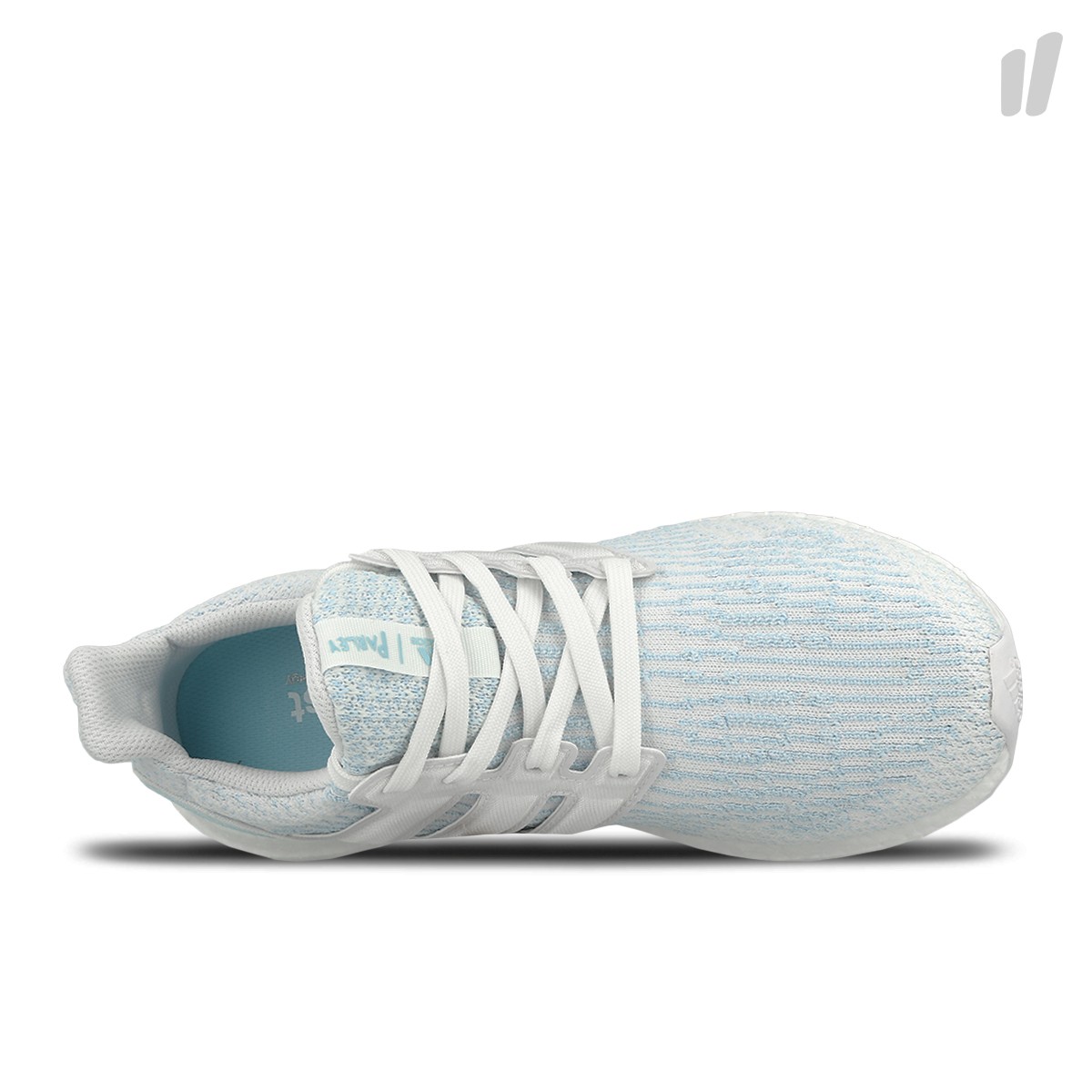 Adidas UltraBOOST Parley
Footwear White / Icey Blue