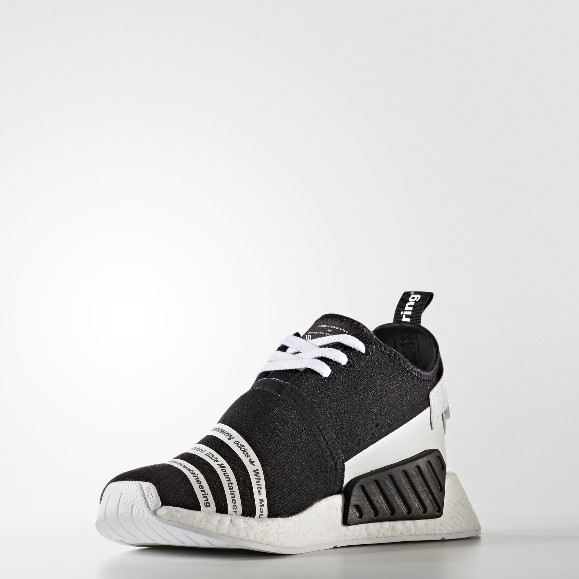 Adidas x White Mountaineering
NMD_R2 Primeknit
Core Black / Footwear White