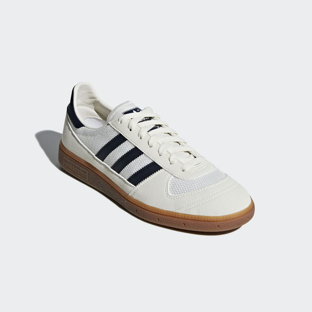 Adidas Wilsy SPZL
Navy / White