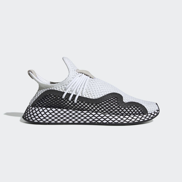 Adidas Deerupt S
White / Black