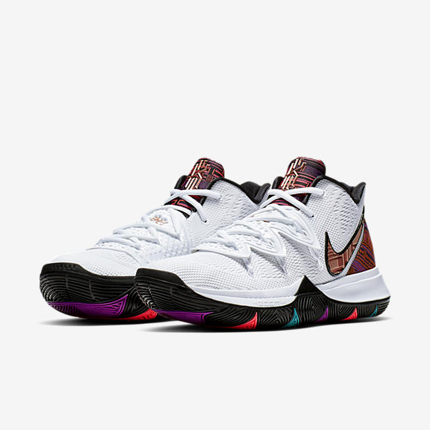Nike Kyrie 5
« BHM »