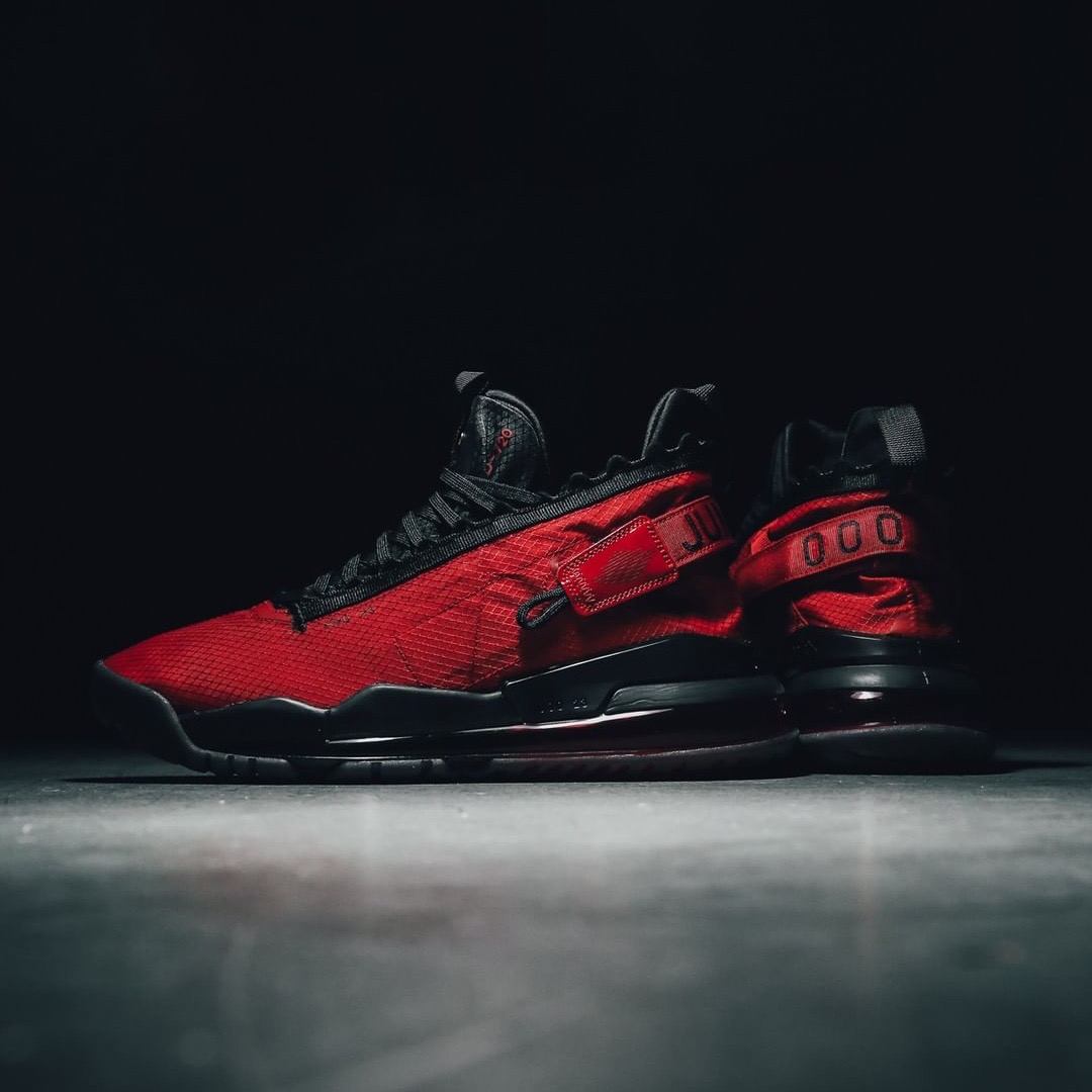 Jordan Proto-Max 720
Red / Black