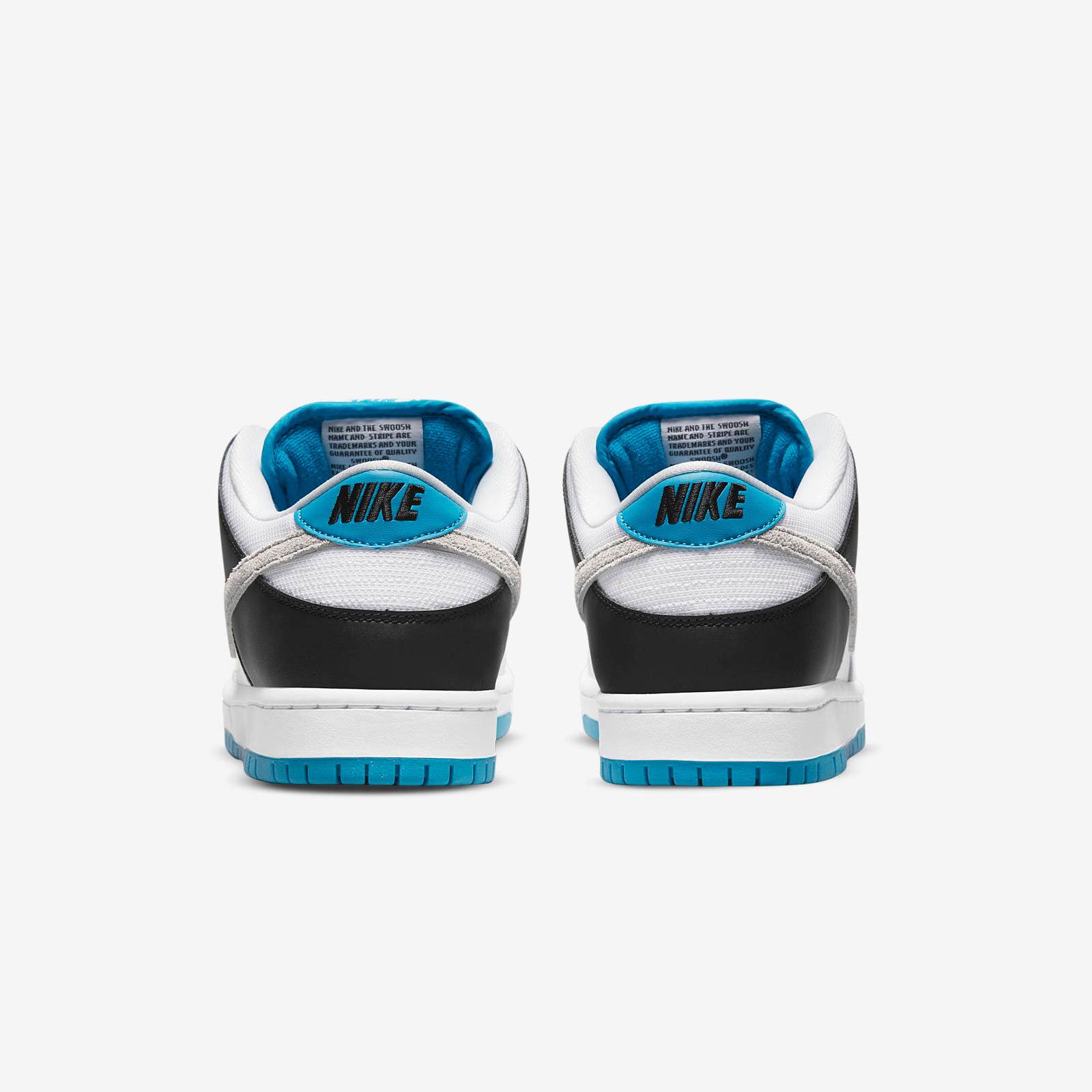 Nike SB Dunk Low
Grey / Blue