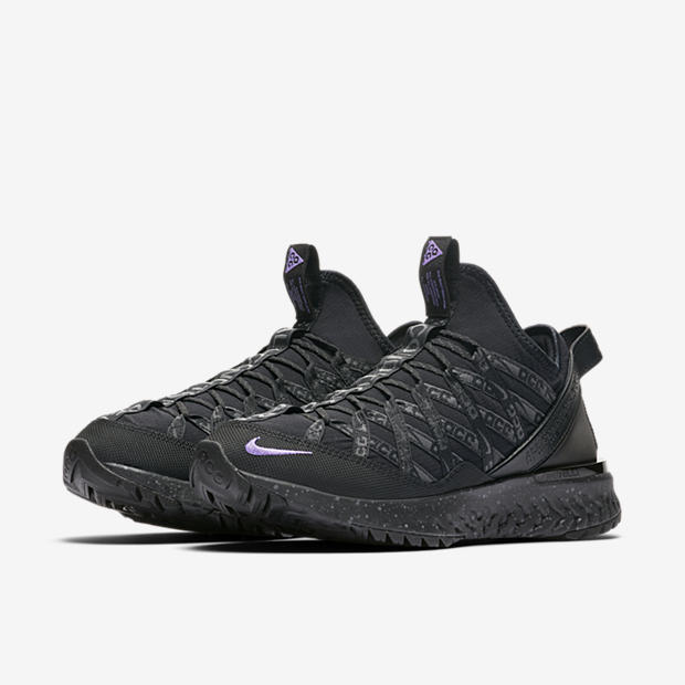Nike ACG React
Terra Gobe
Black / Purple