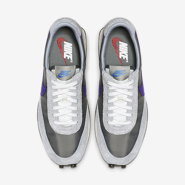Nike Daybreak SP
Grey / Purple