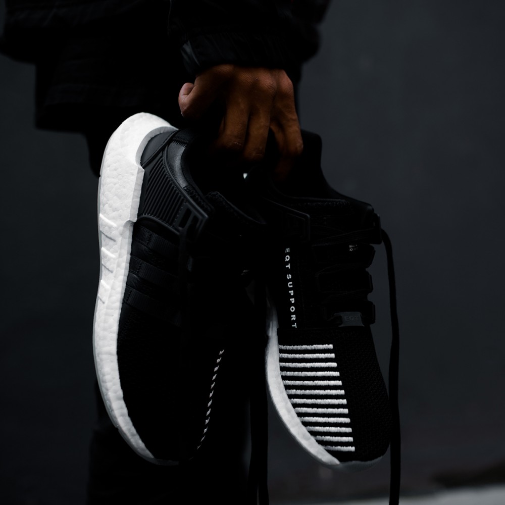 Adidas EQT Support 93/17
Core Black / Footwear White