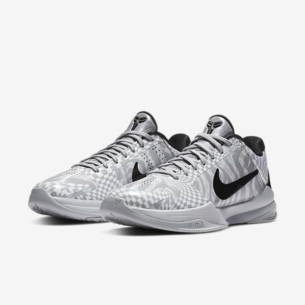 Nike Kobe 5 Protro PE
« DeMar DeRozan »