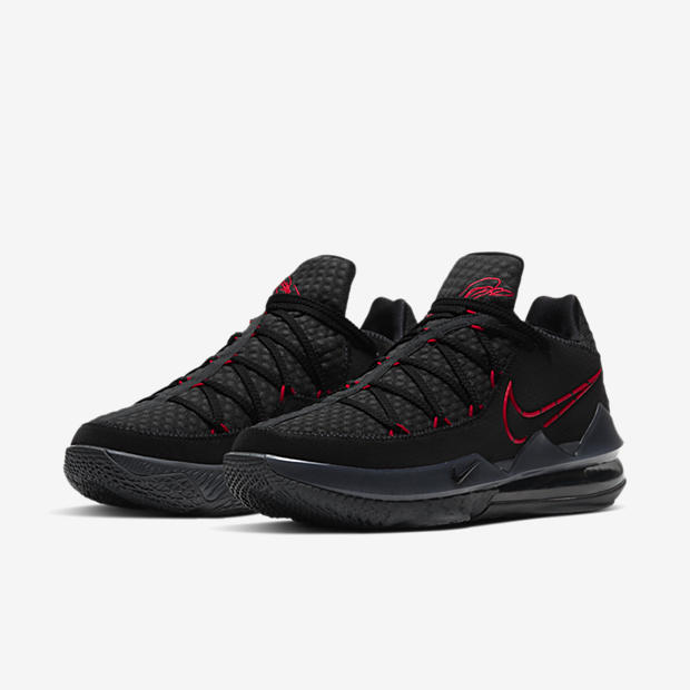 Nike LeBron 17 Low
Black / Red