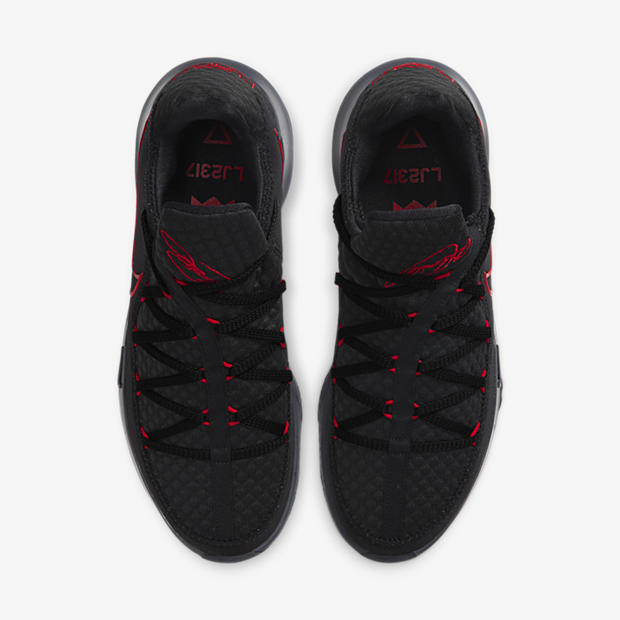 Nike LeBron 17 Low
Black / Red