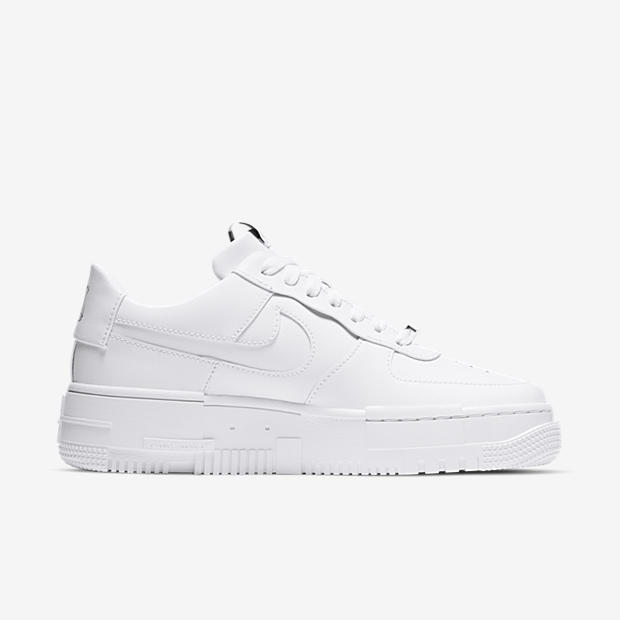 Nike Air Force 1
Pixel « White »