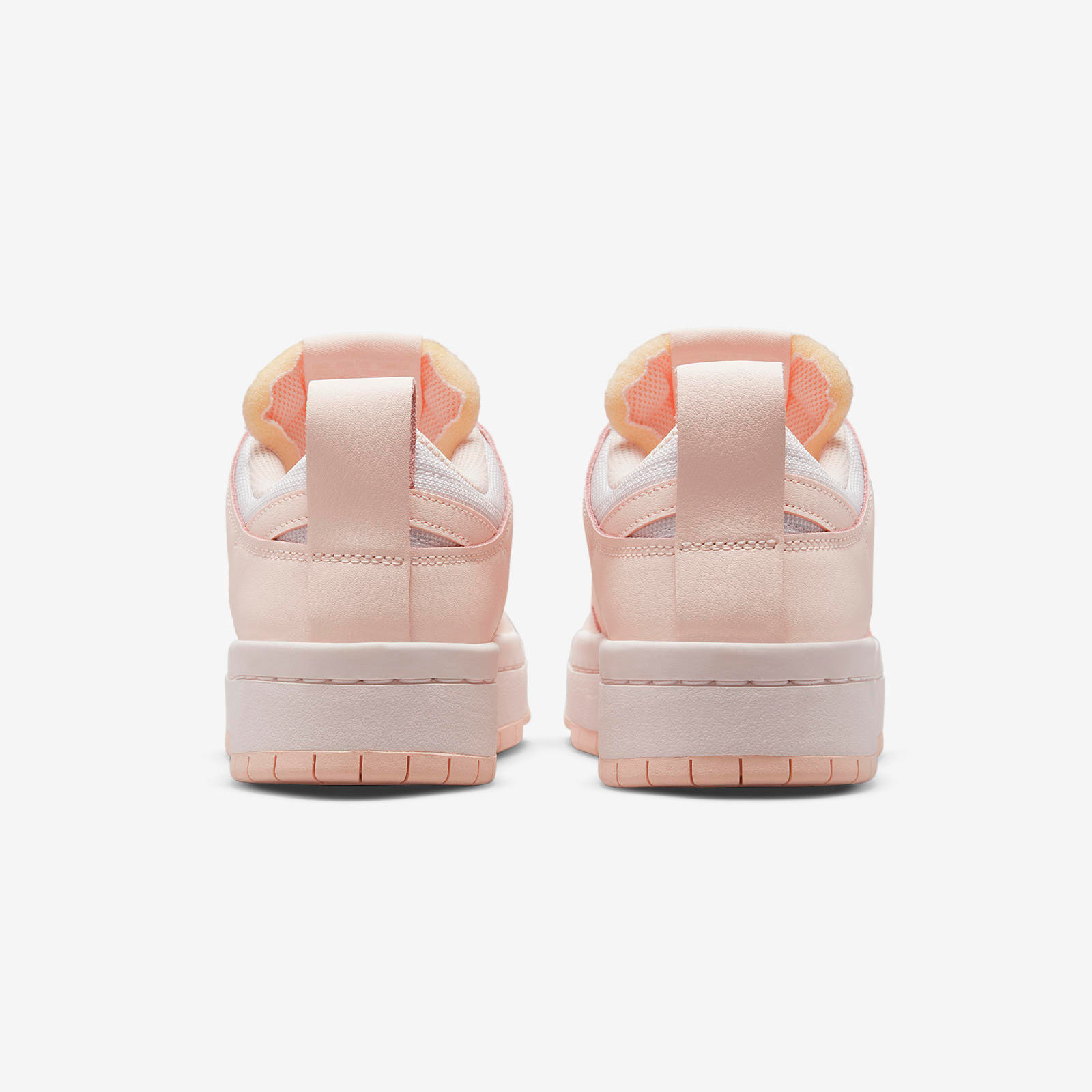 Nike Dunk Low
Disrupt Soft Pink