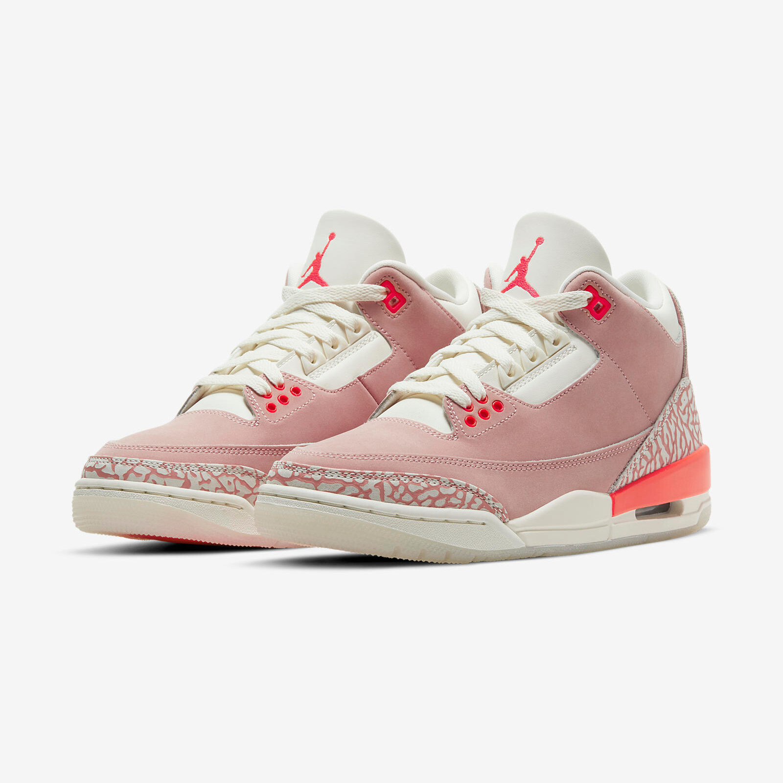 Air Jordan 3 Retro
« Rust Pink »