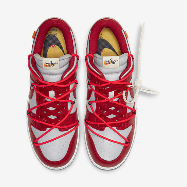 Nike x Off-White
Dunk Low
University Red