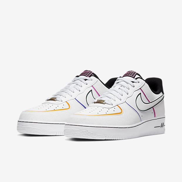 Nike Air Force 1
« Day Of The Dead »