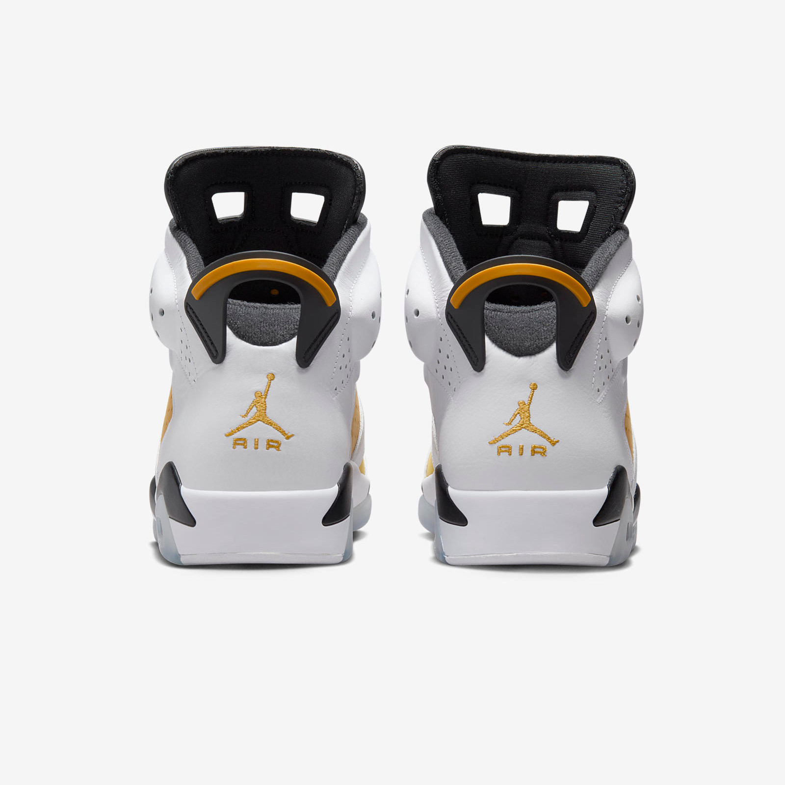 Air Jordan 6
« Yellow Ochre »