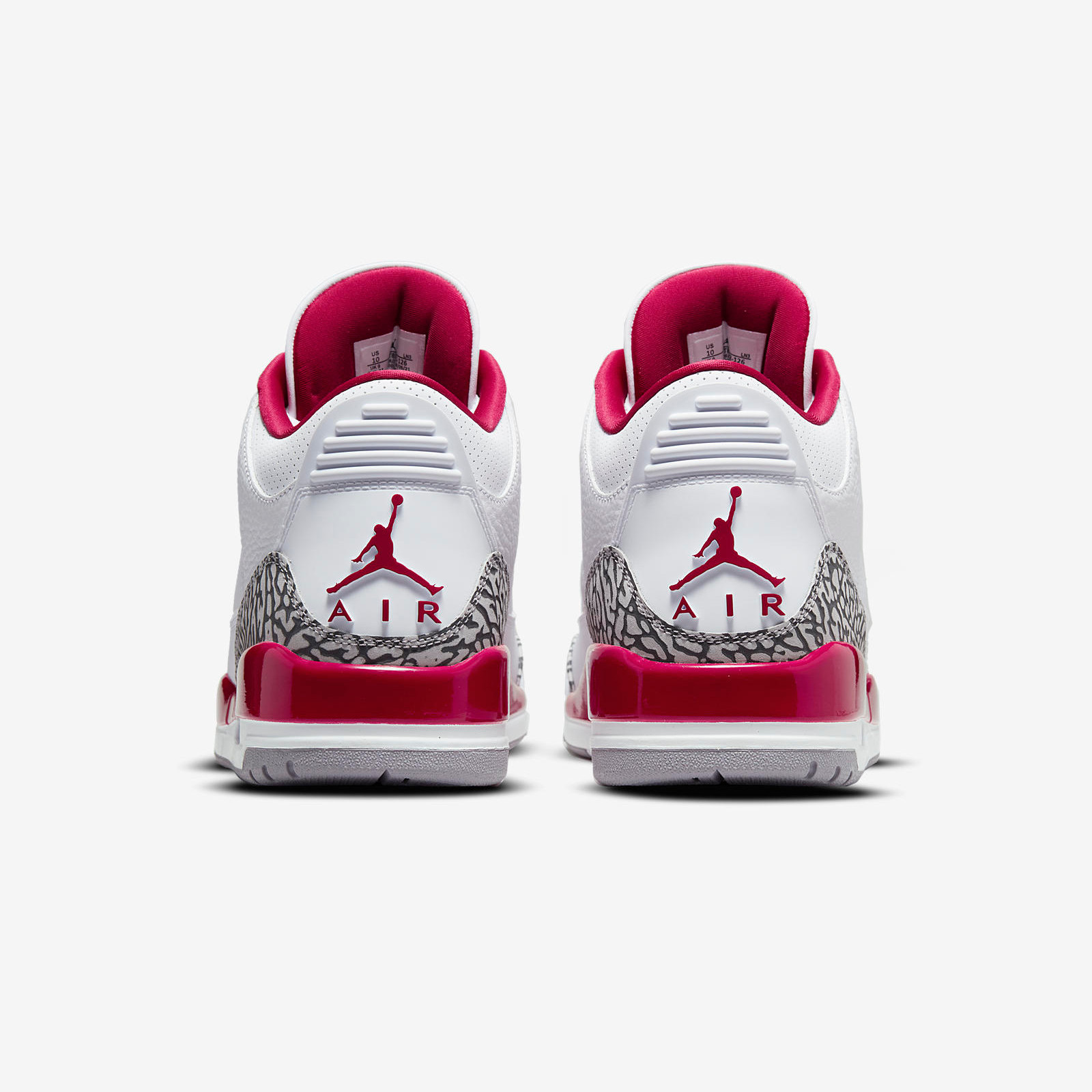 Air Jordan 3 Retro
« Cardinal Red »