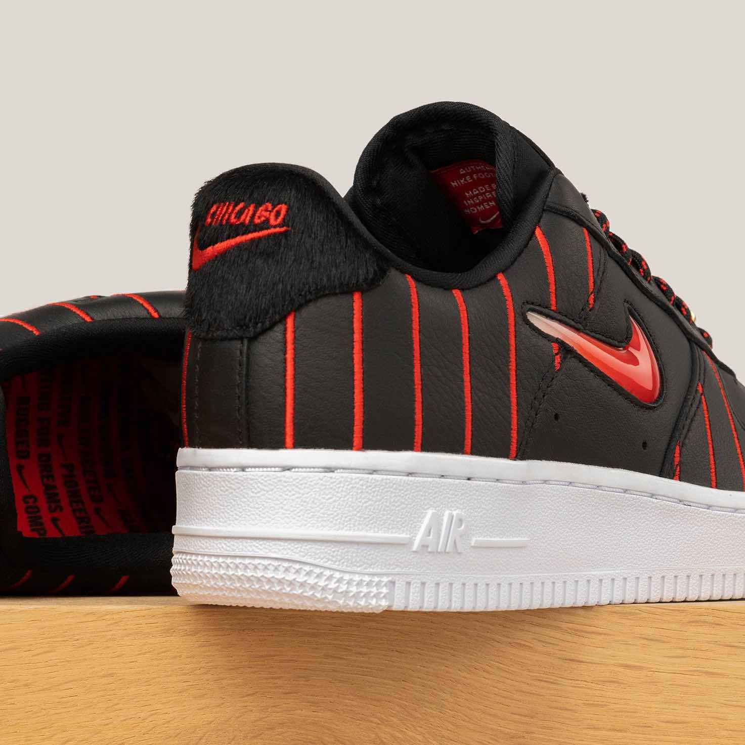 Nike Air Force 1 Jewel QS
« Chicago »