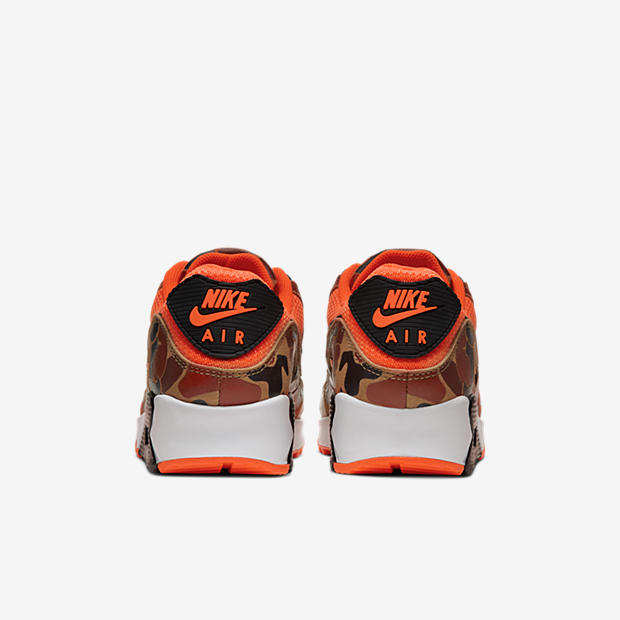 Nike Air Max 90
« Orange Duck Camo »