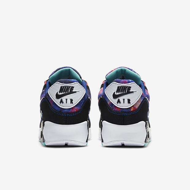 Nike Air Max 90
« Supernova »