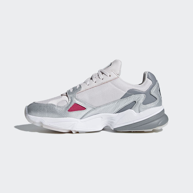 Adidas Falcon
Orchid Tint / Silver