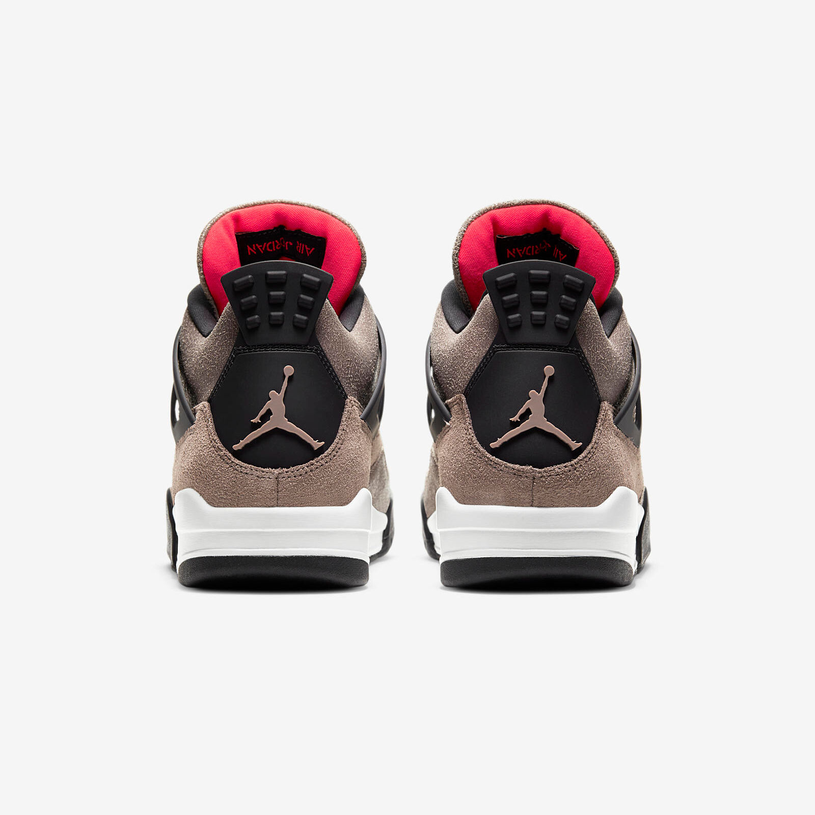 Air Jordan 4 Retro
« Taupe Haze »