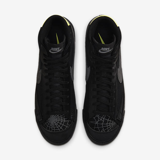 Nike Blazer Mid 77
« Spider Web »