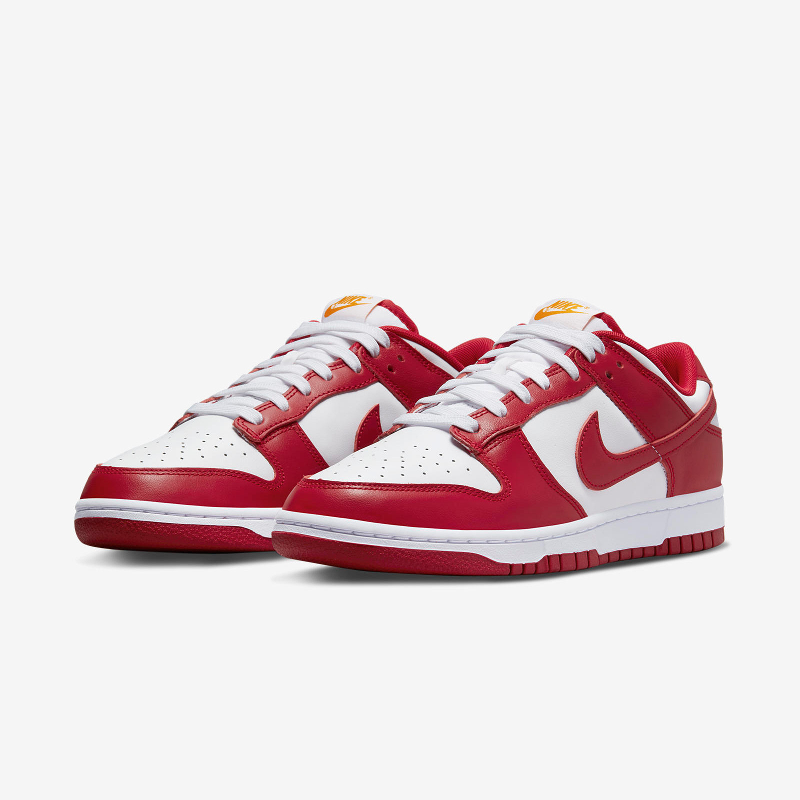 Nike Dunk Low
« Gym Red »