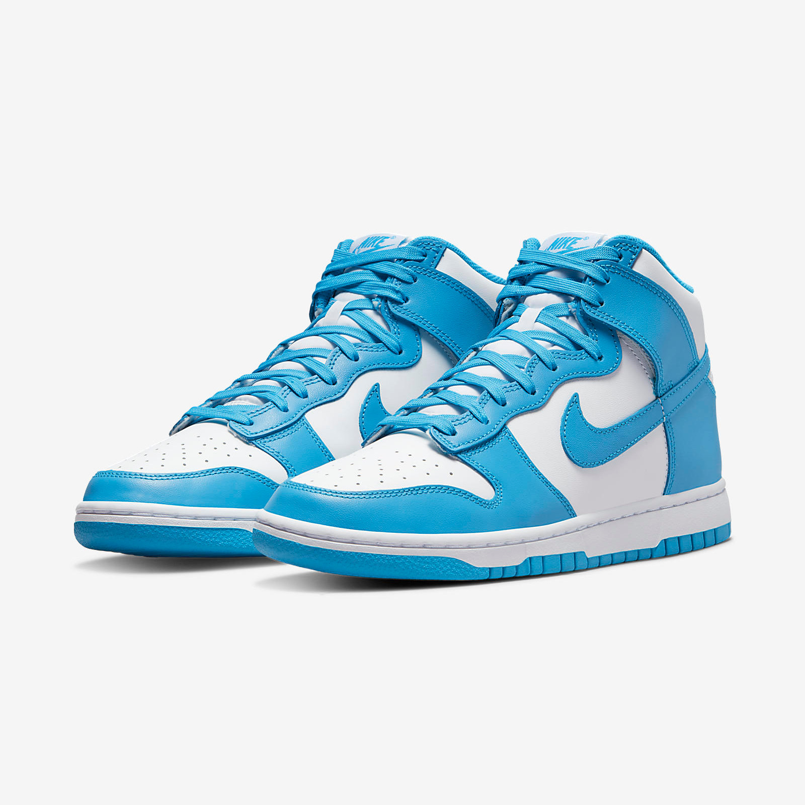 Nike Dunk High
« Laser Blue »