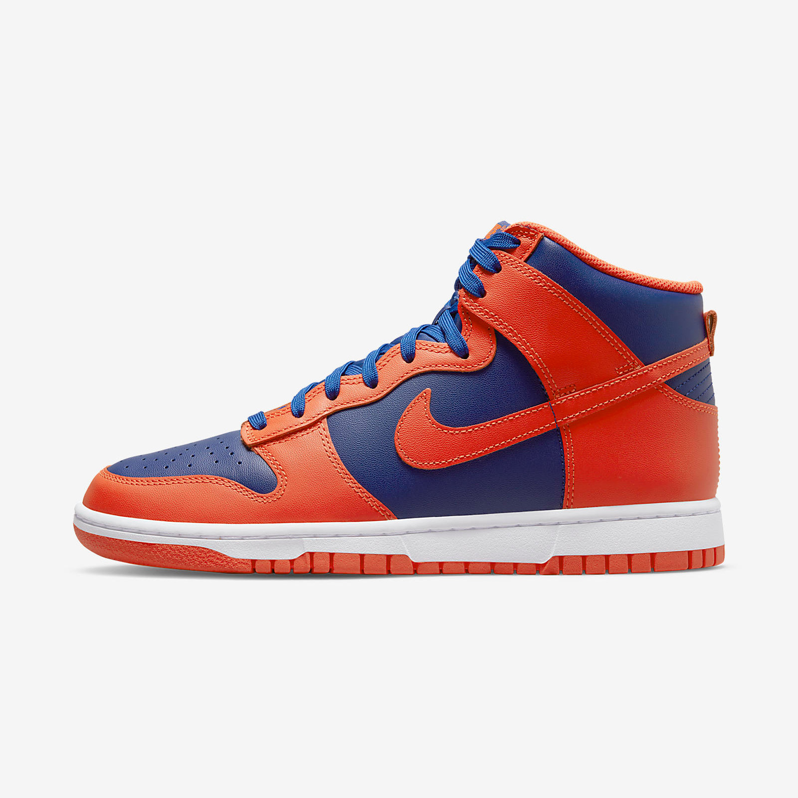 Nike Dunk High Retro
Orange / Blue