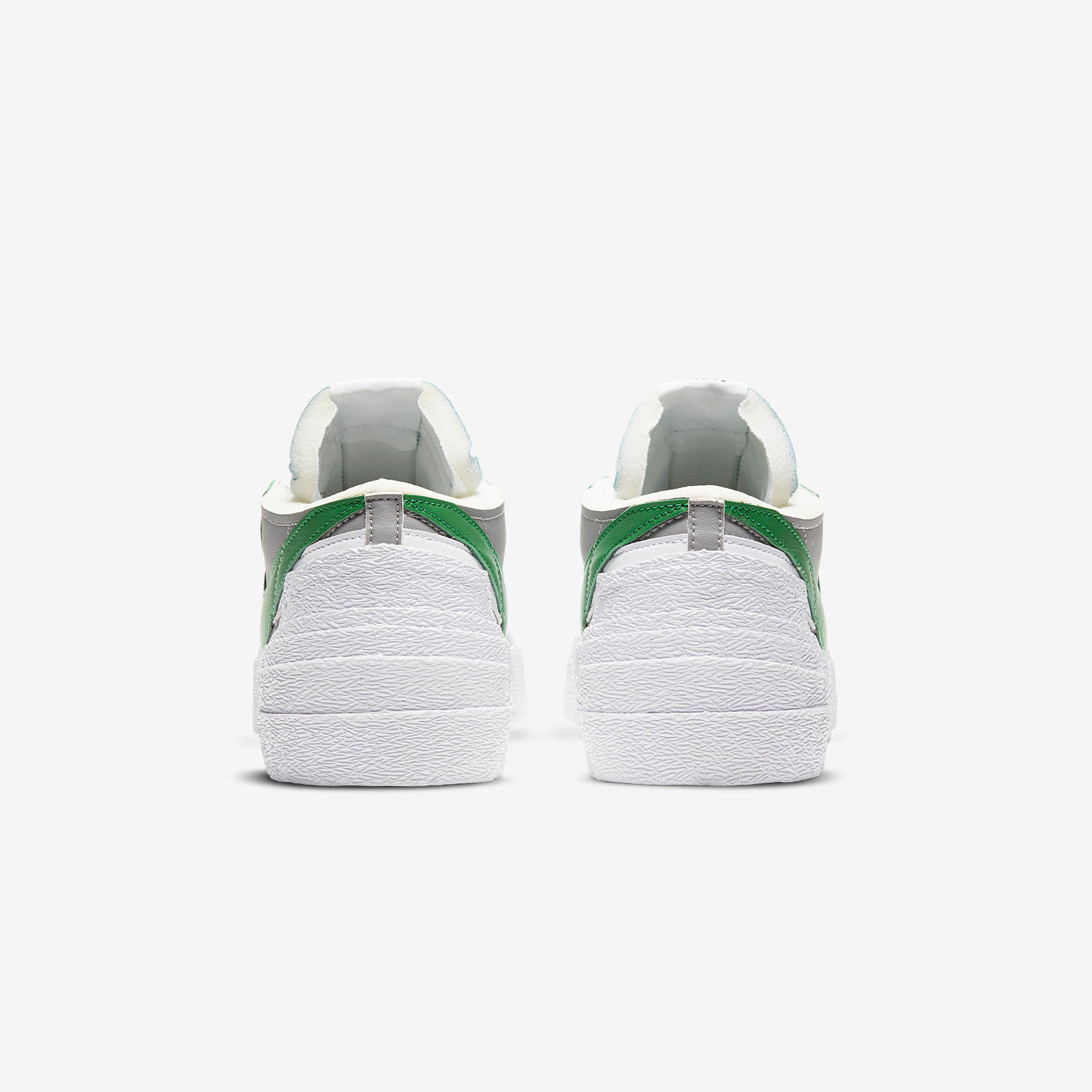Nike x Sacai
Blazer Low
Classic Green