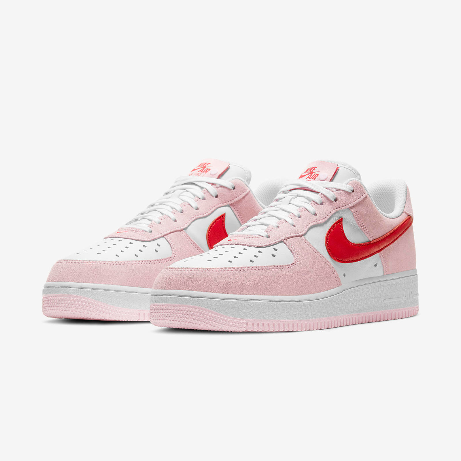 Nike Air Force 1 Low
« Valentine’s Day »