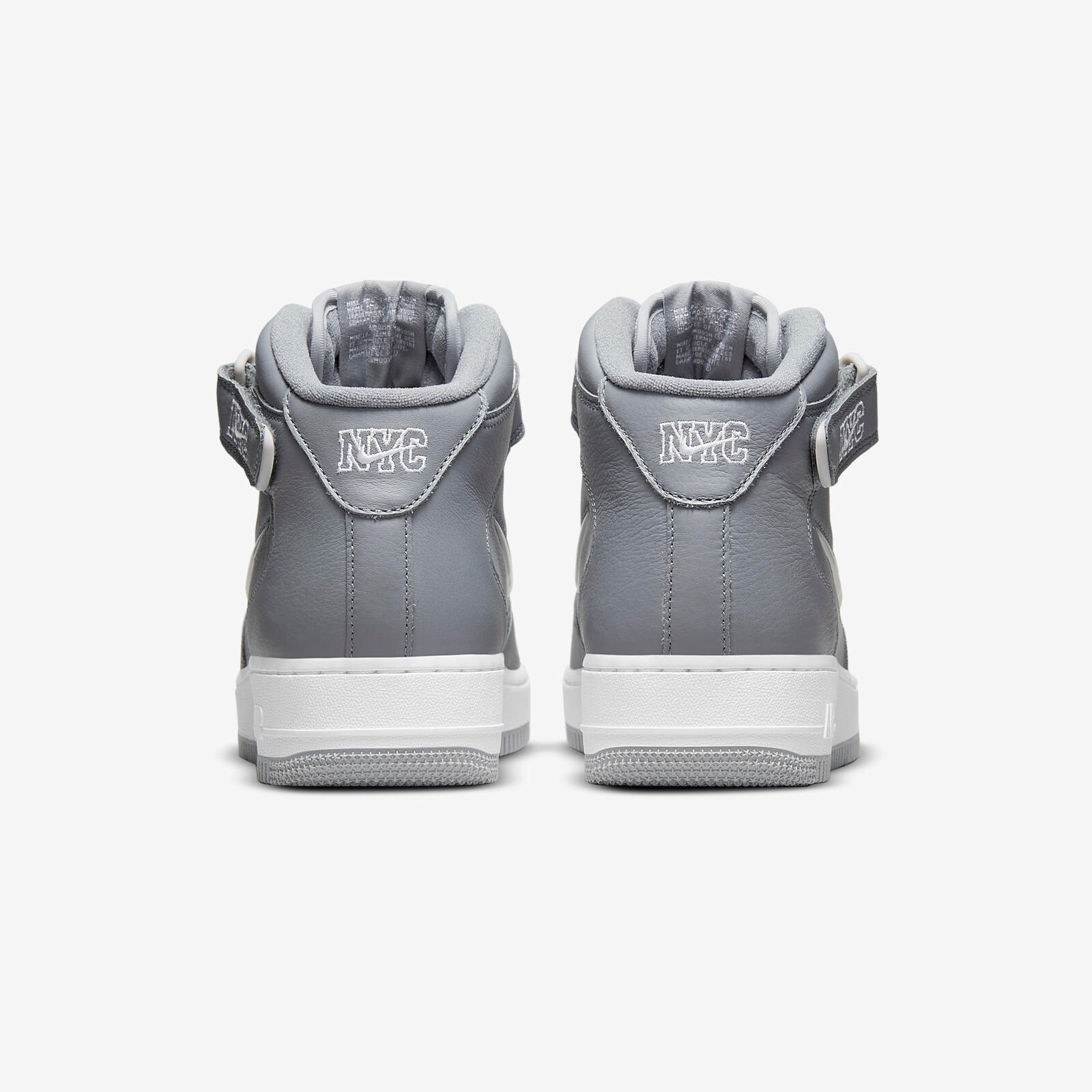 Nike Air Force 1 Mid QS
Grey / White / Silver