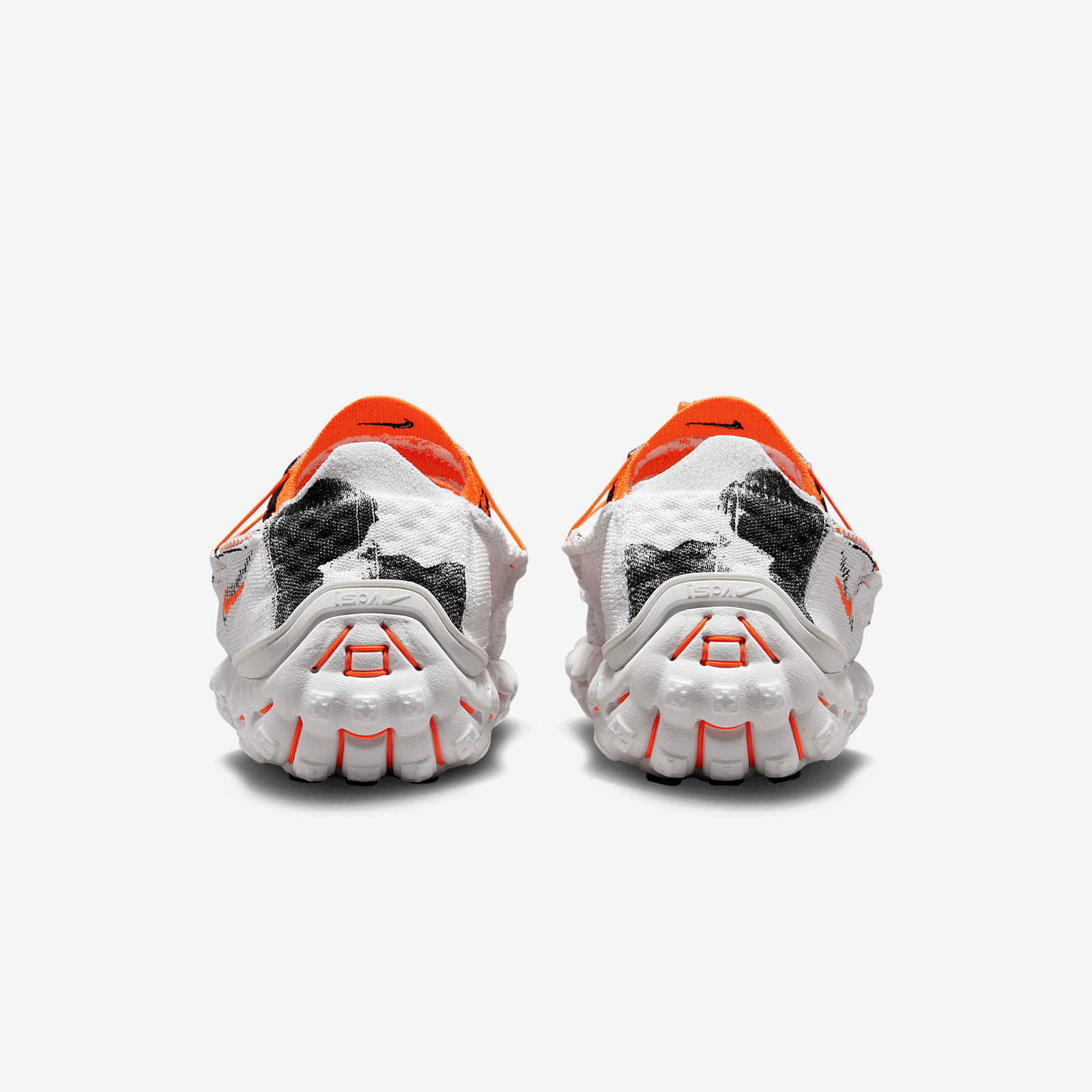 Nike ISPA MindBody
White / Total Orange