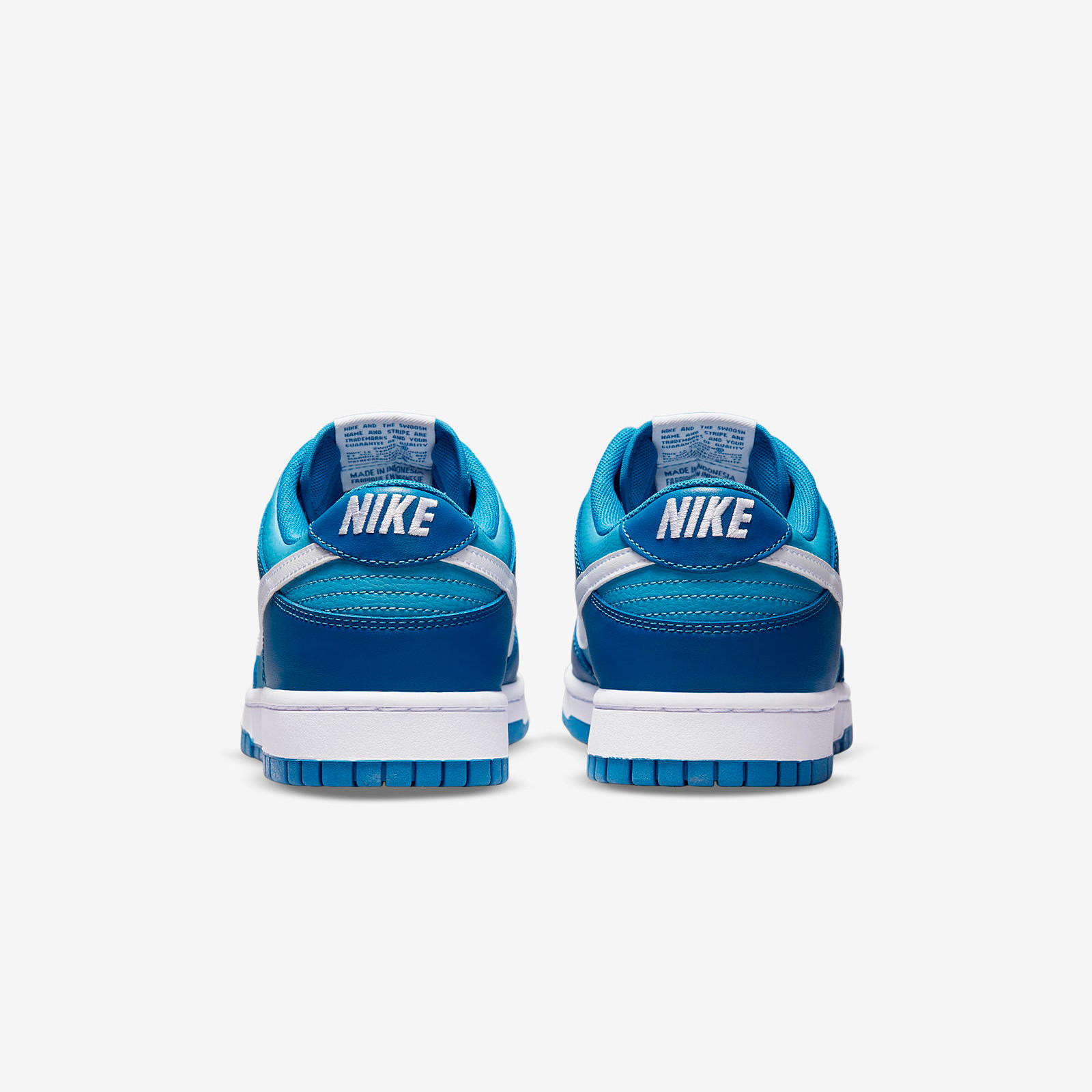 Nike Dunk Low
« Dark Marina Blue »