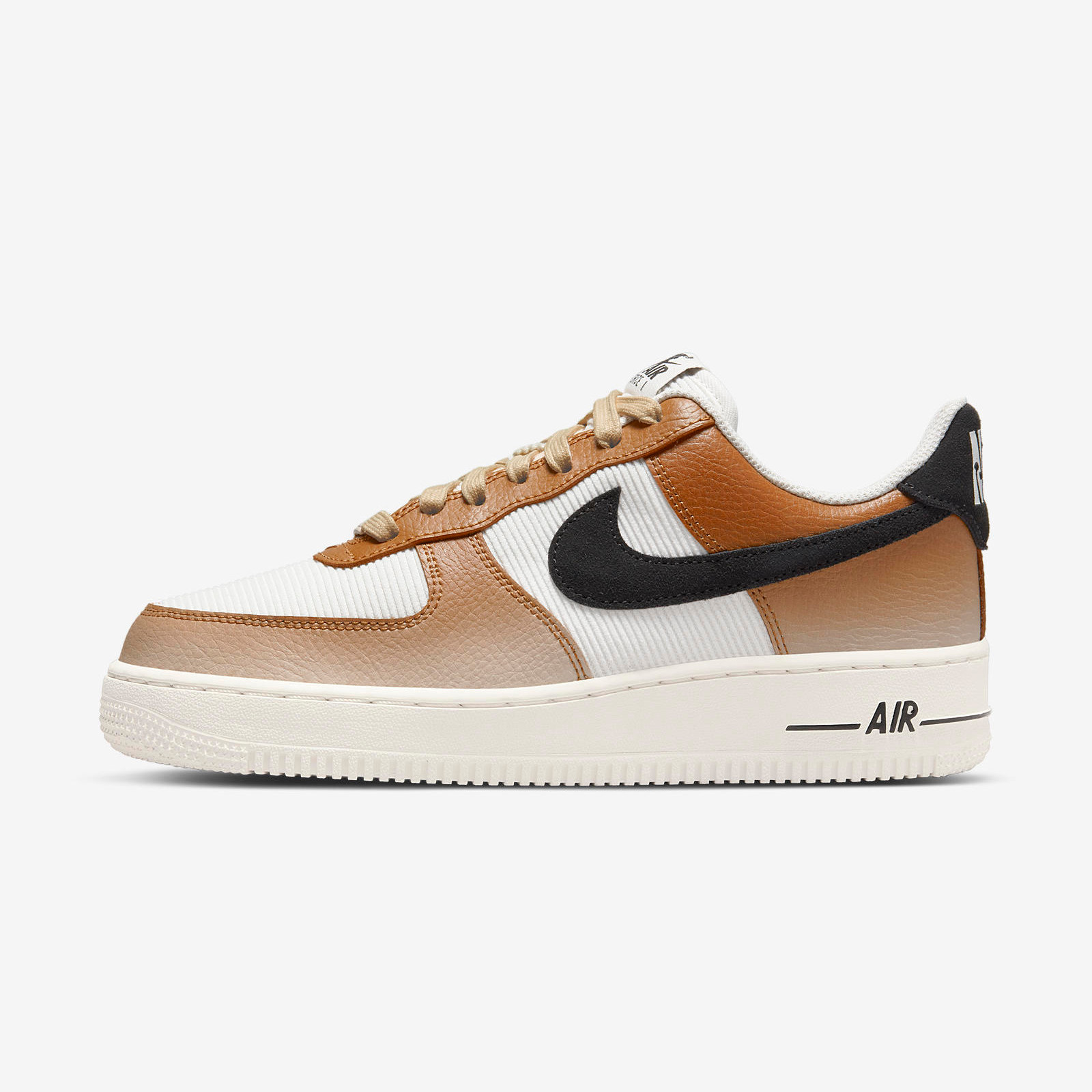 Nike Air Force 1 07
« Ale Brown »