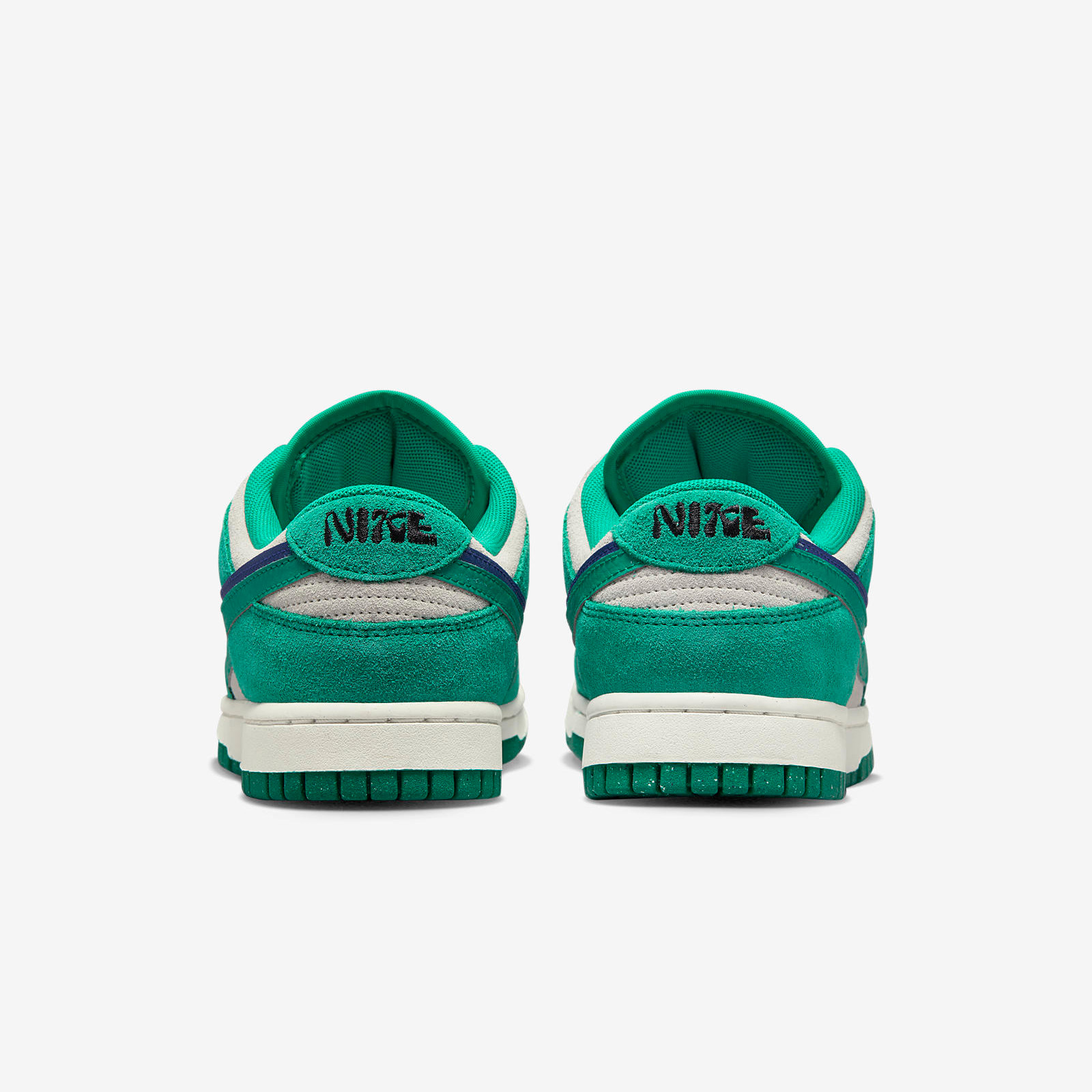Nike Dunk Low SE
« Neptune Green »