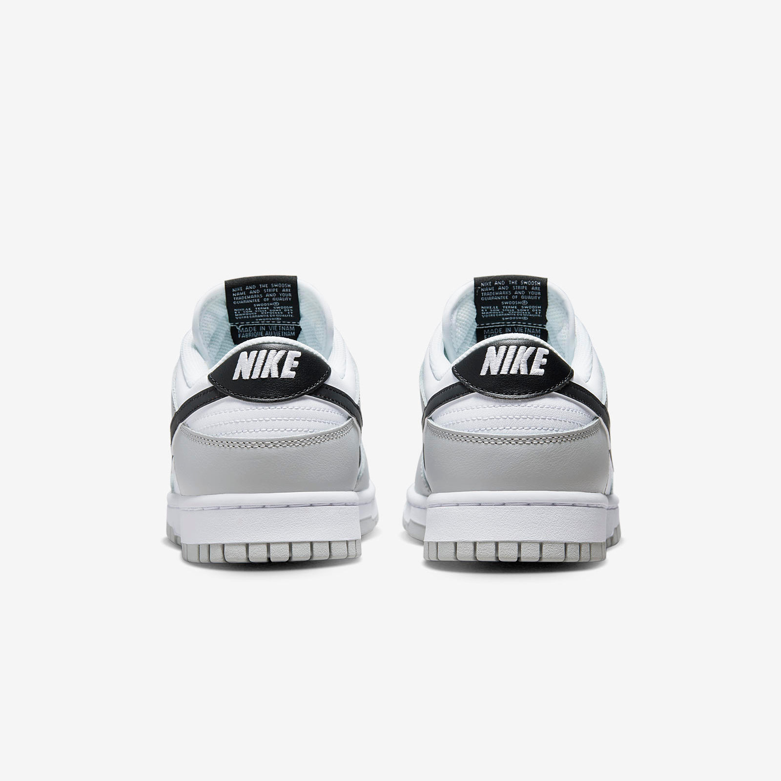 Nike Dunk Low
« Grey Fog »