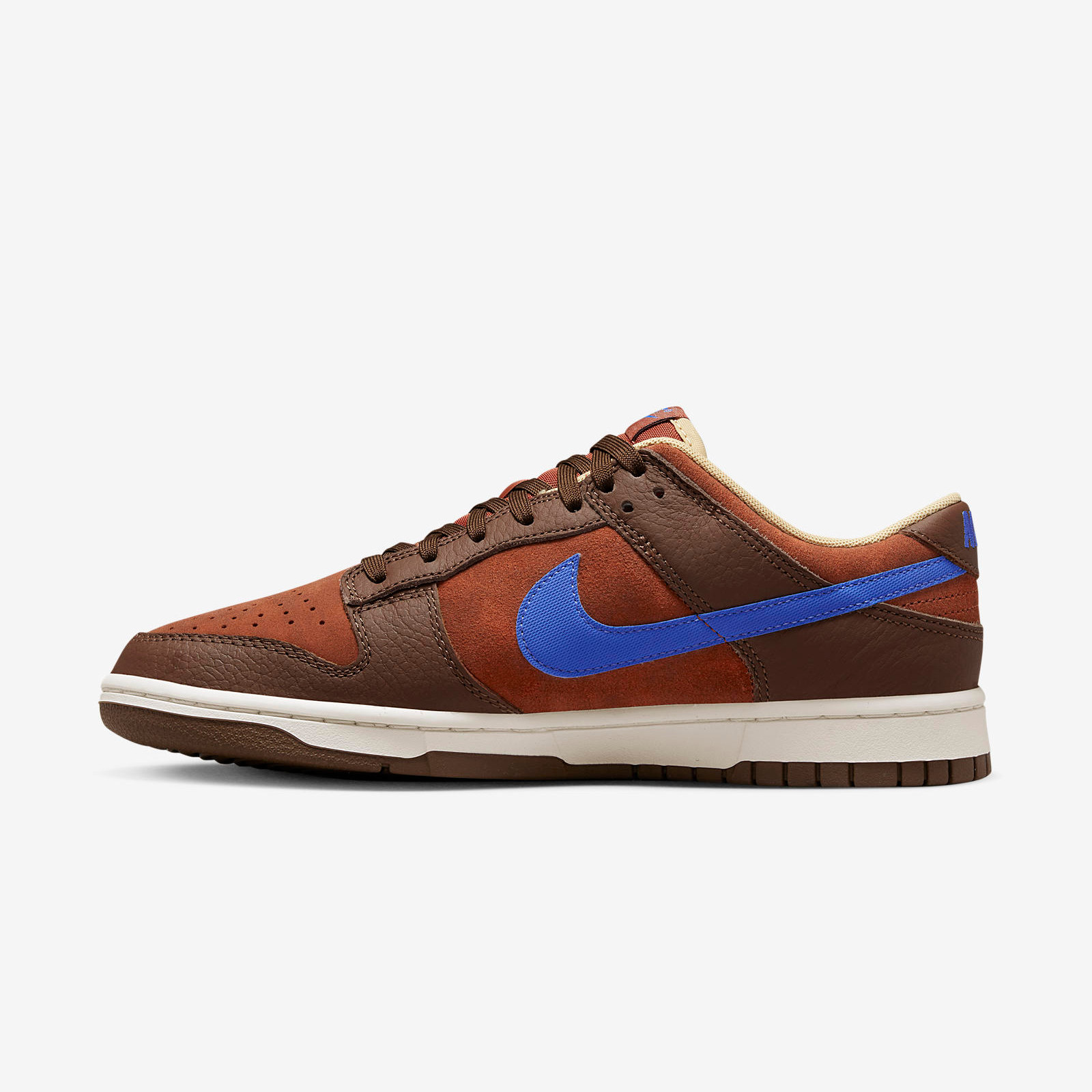 Nike Dunk Low
Cacao / Blue