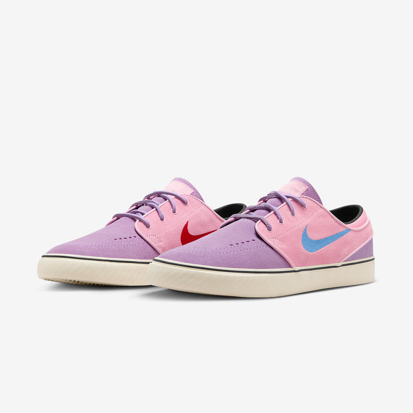 Nike SB Janoski+
Lilac / Pink