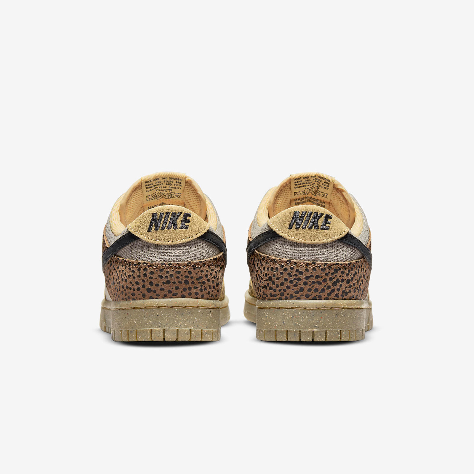 Nike Dunk Low
« Safari »