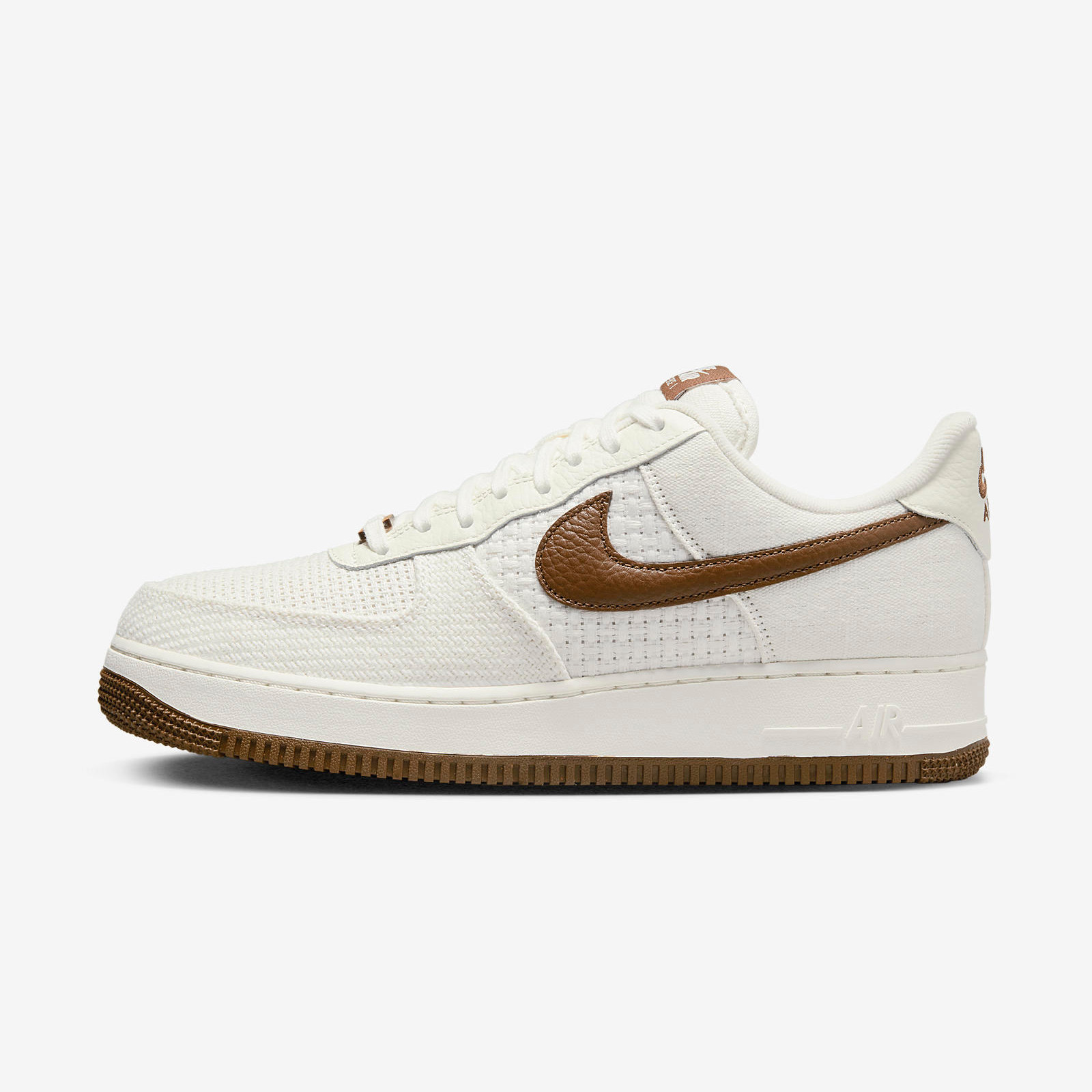 Nike Air Force 1
« SNKRS Day »