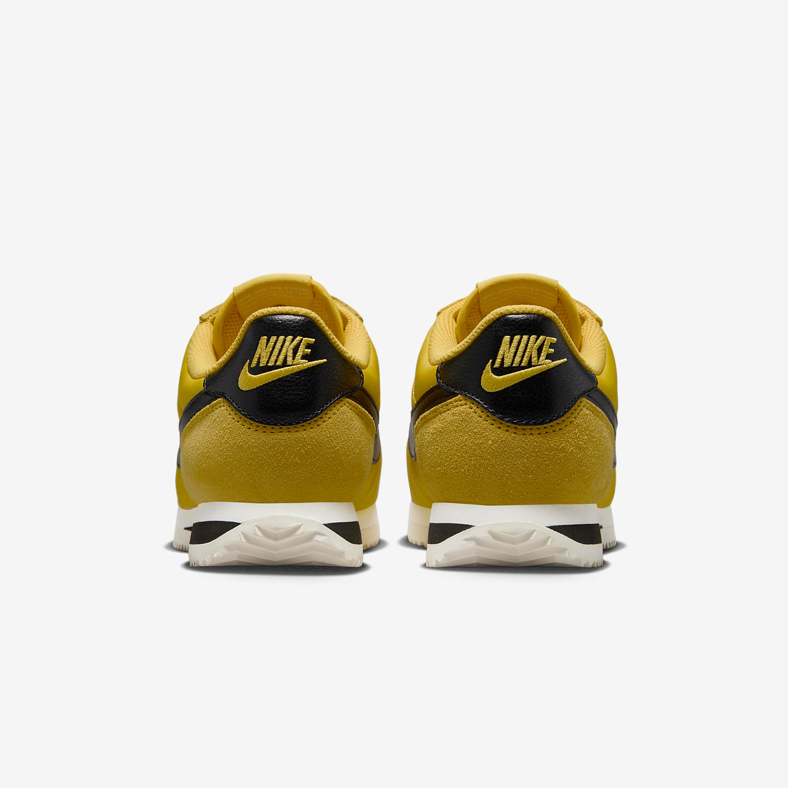 Nike Cortez
« Vivid Sulphur »