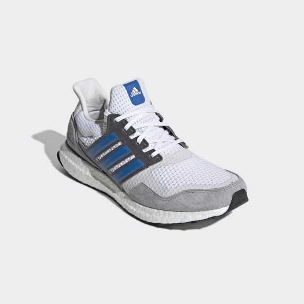 Adidas UltraBOOST S&L
White / Blue
