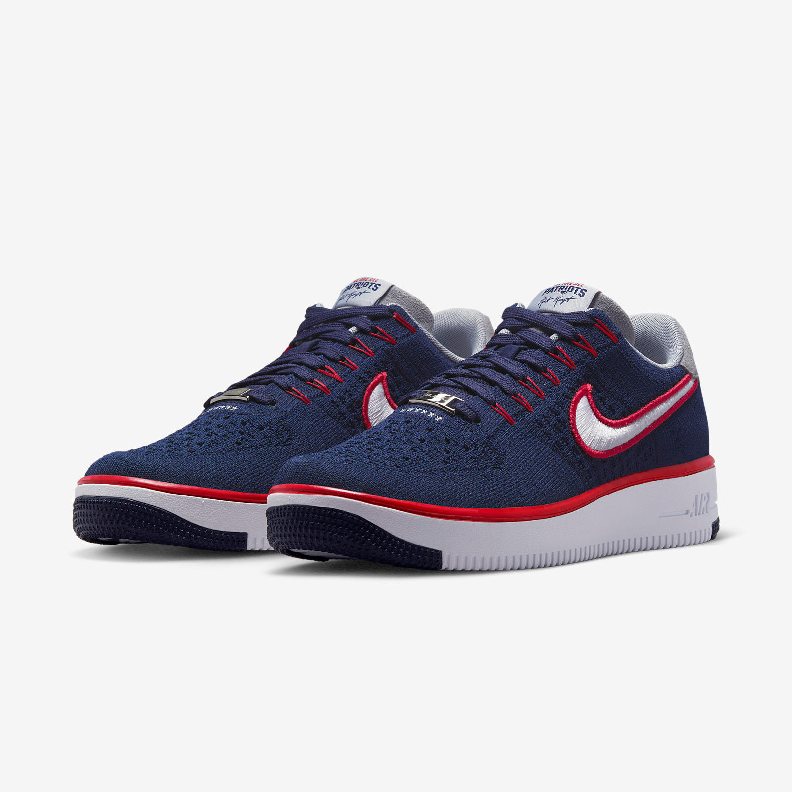 Nike Air Force 1
Ultra Flyknit Low
Navy / Red