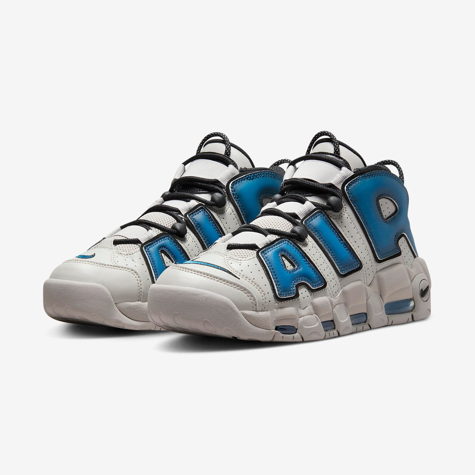Nike Air More Uptempo
« Industrial Blue »